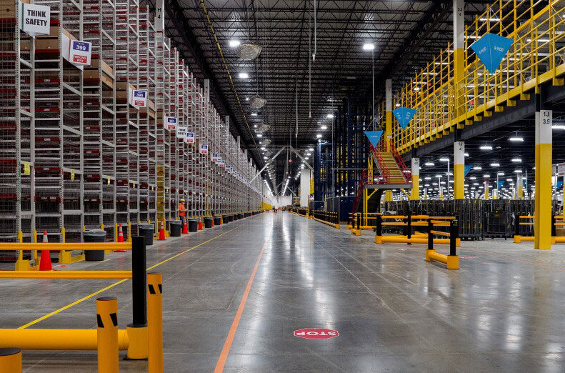 Amazon FAR1 Warehouse